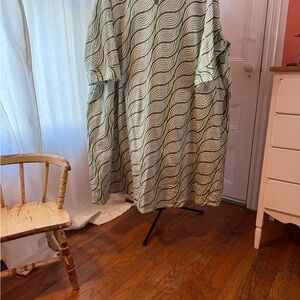 Ulla Popken Green and White Wave Pattern Midi Dress